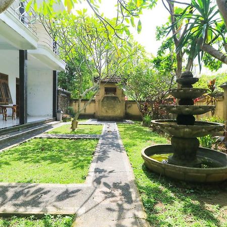 Gianyar Hotel Exterior photo