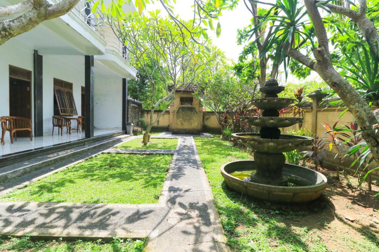 Gianyar Hotel Exterior photo