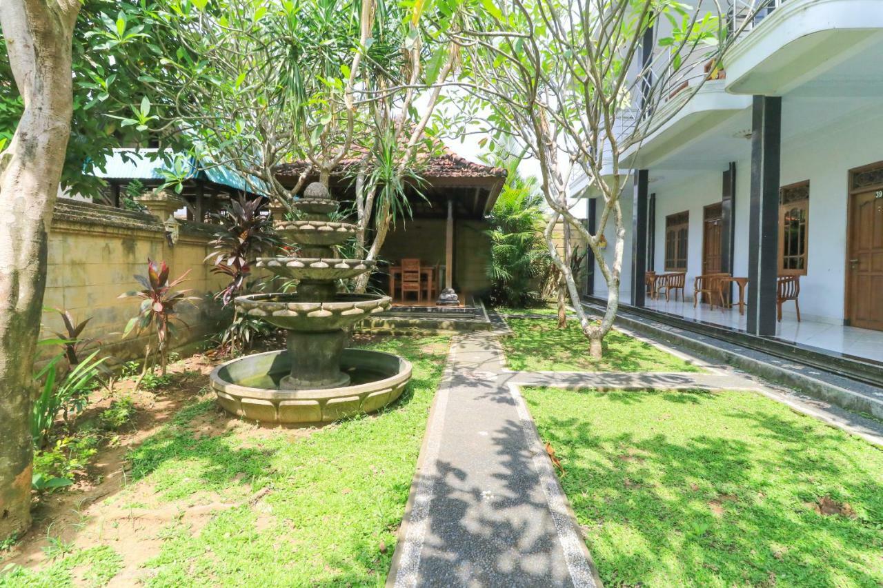 Gianyar Hotel Exterior photo