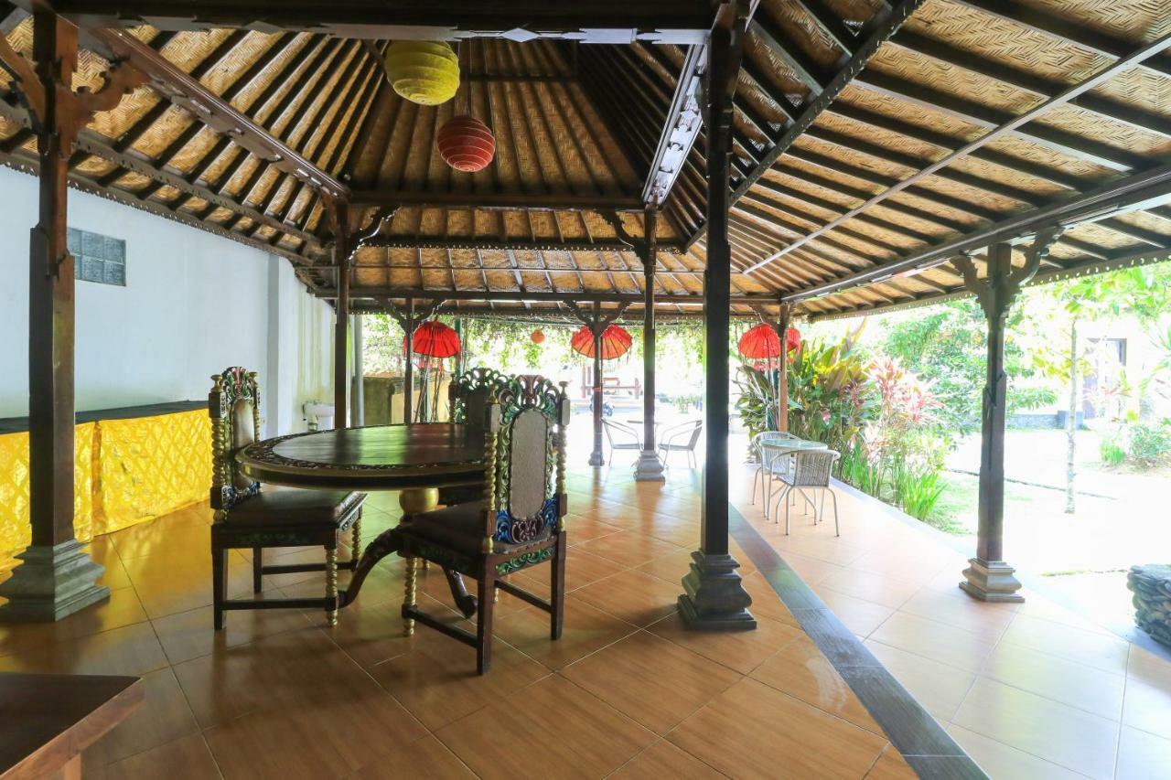 Gianyar Hotel Exterior photo
